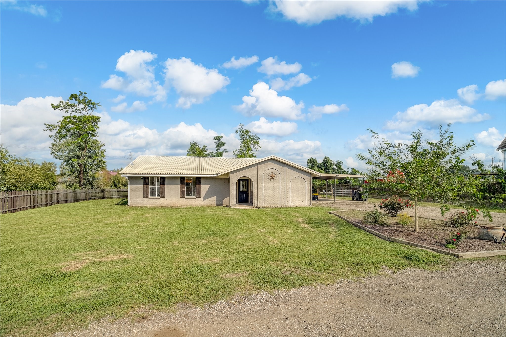 3205 Cemetery Road Santa Fe, TX 77517 - Photo 3 of 43