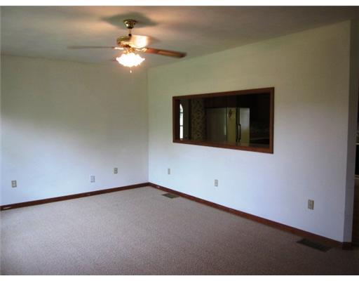 130 Goodhill Road Prosperity, PA 15329 - Photo 6 of 11 Living Room.