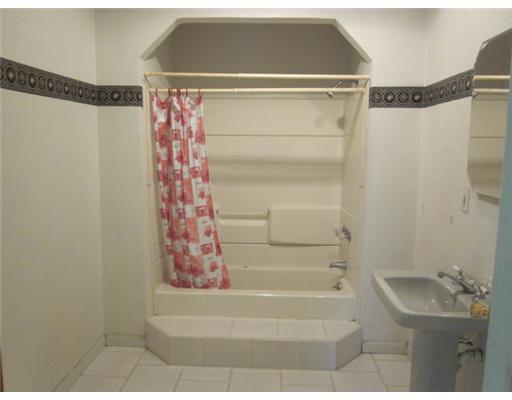 130 Goodhill Road Prosperity, PA 15329 - Photo 8 of 11 Full Bath.
