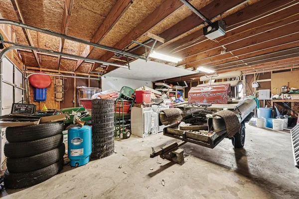 $450,000 | 8945 Mott Drive, Jackson, MI 49201