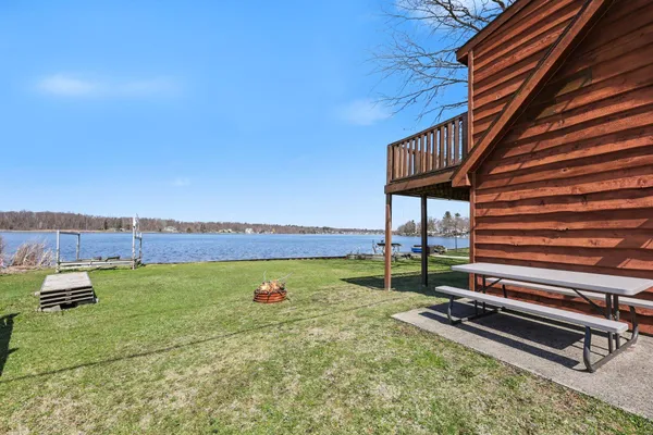 $450,000 | 8945 Mott Drive, Jackson, MI 49201