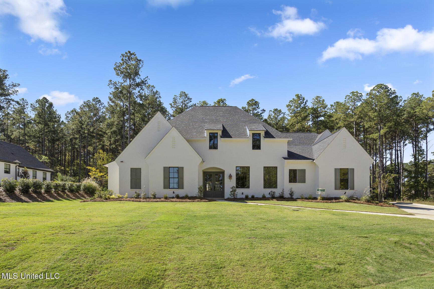 909 Fairburn Court Madison, MS 39110 - Photo 1 of 42 909 Fairburn Ct-1