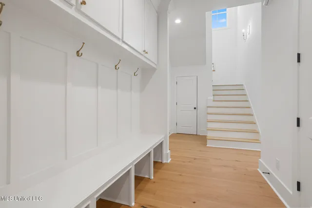 $828,000 | 909 Fairburn Court, Madison, MS 39110