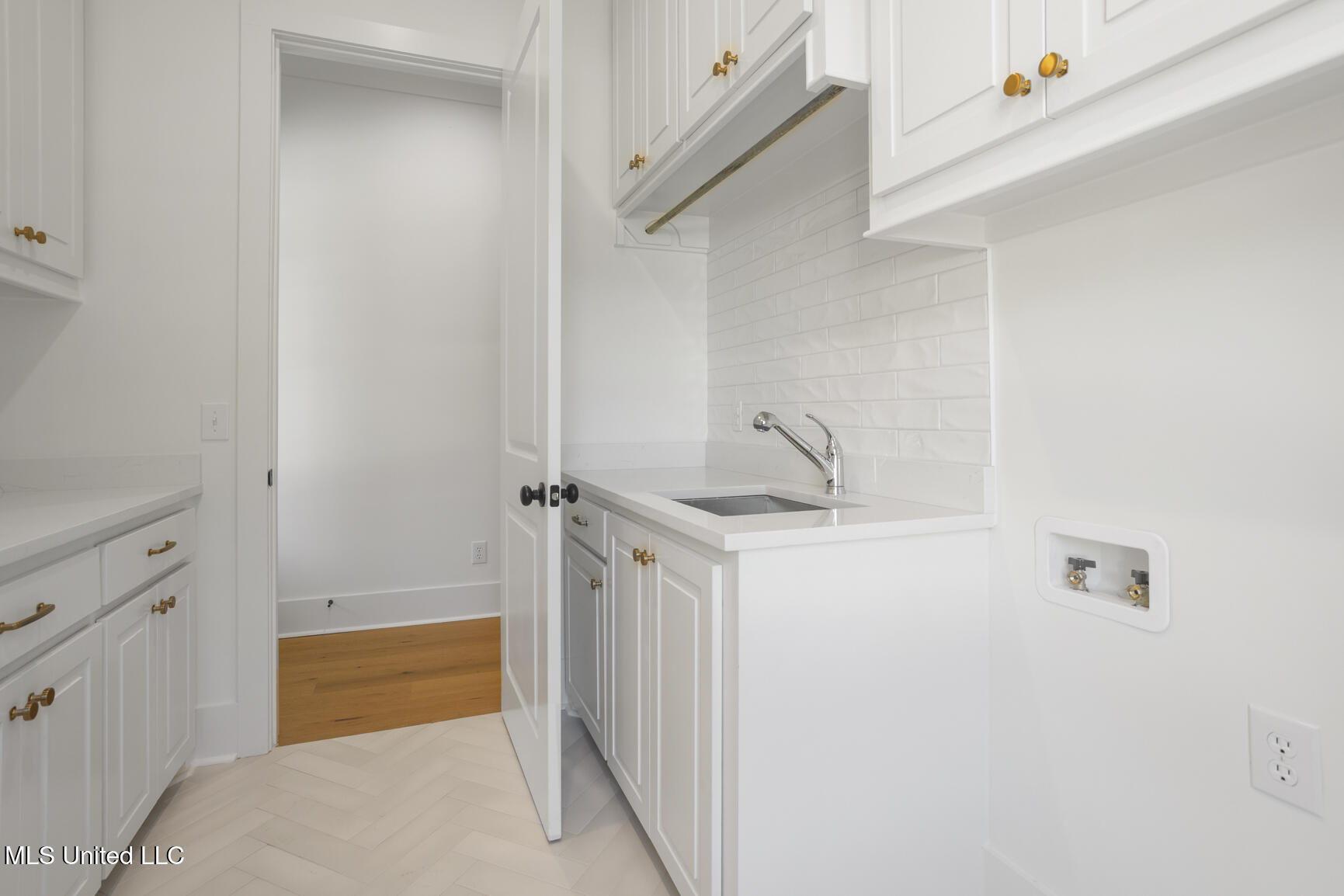 909 Fairburn Court Madison, MS 39110 - Photo 35 of 42 909 Fairburn Ct-35