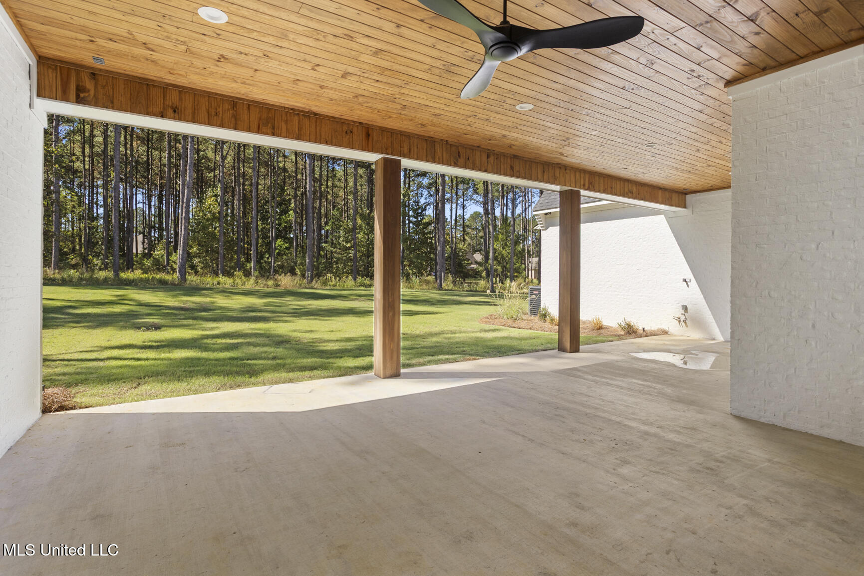 909 Fairburn Court Madison, MS 39110 - Photo 39 of 42 909 Fairburn Ct-39