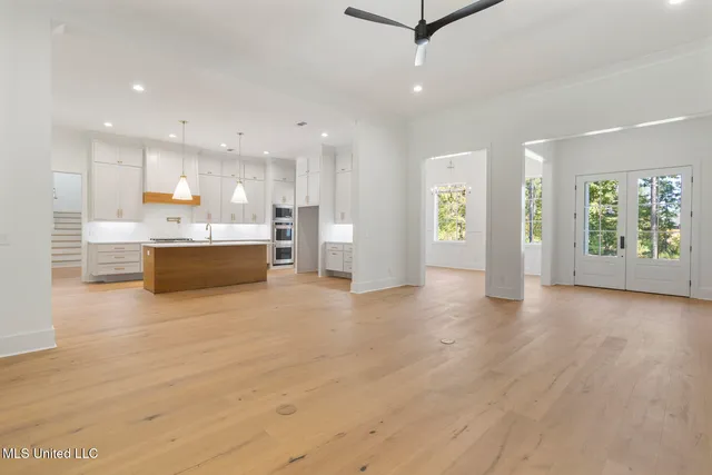 $828,000 | 909 Fairburn Court, Madison, MS 39110