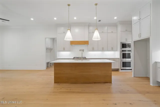 $828,000 | 909 Fairburn Court, Madison, MS 39110