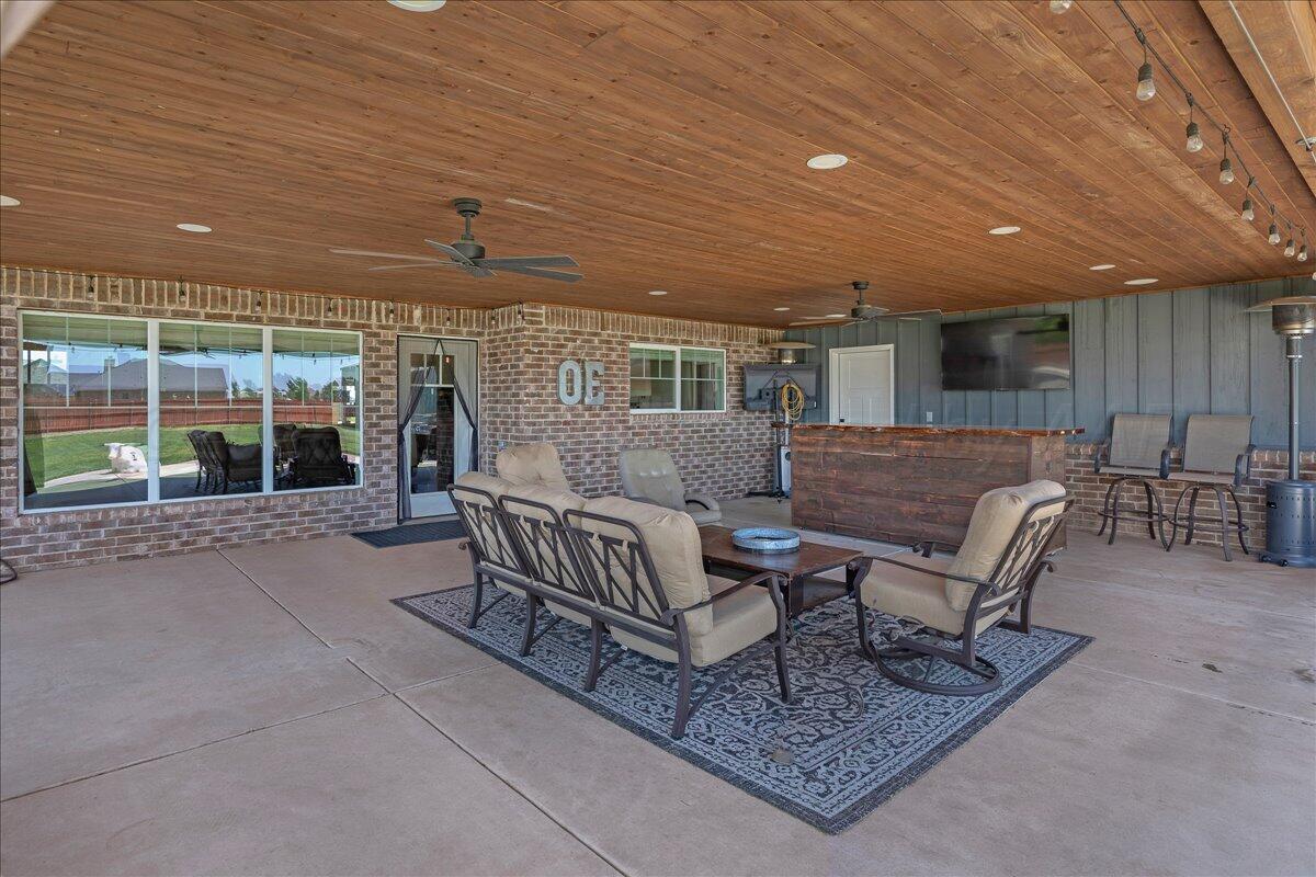 9800 Help Lane Amarillo, TX 79119 - Photo 41 of 44 Patio