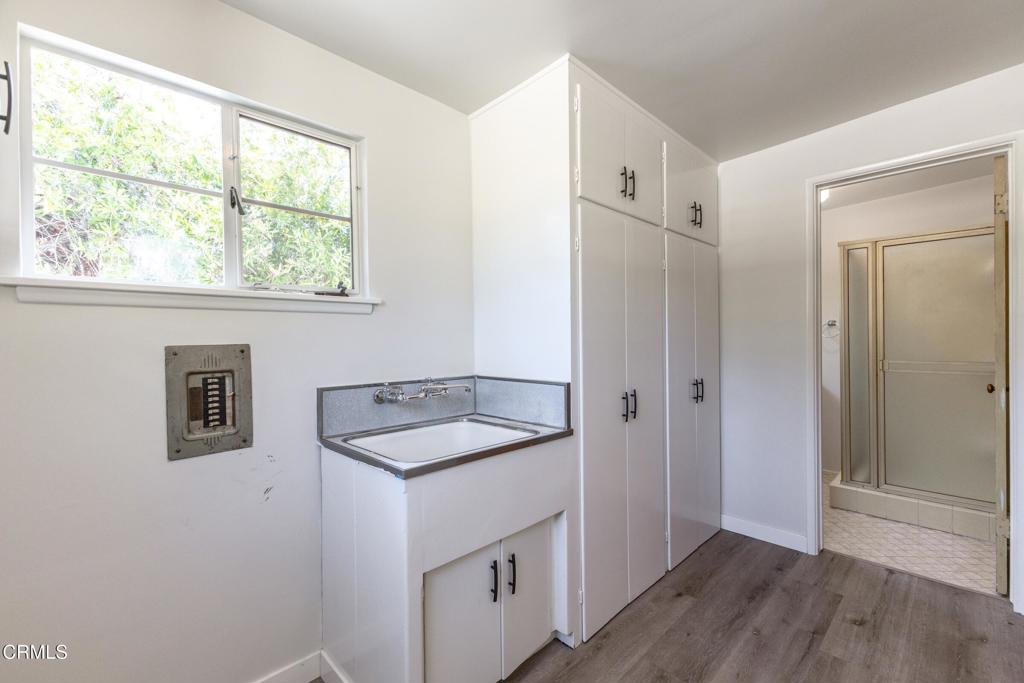890 Ridgeside Drive Monrovia, CA 91016 - Photo 11 of 31 11
