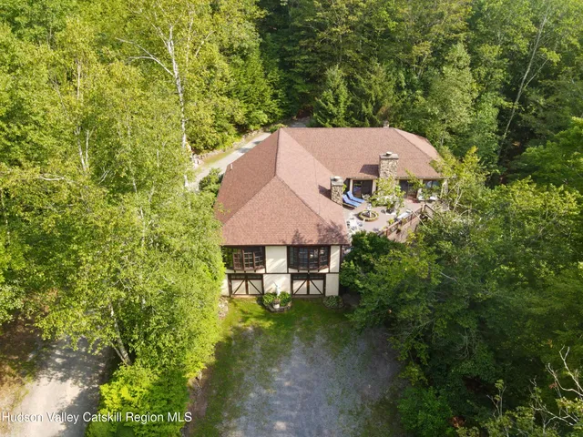 $980,000 | 234 County Highway 8, Roxbury, NY 12421