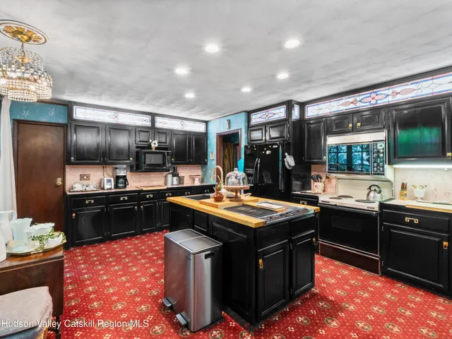 $980,000 | 234 County Highway 8, Roxbury, NY 12421