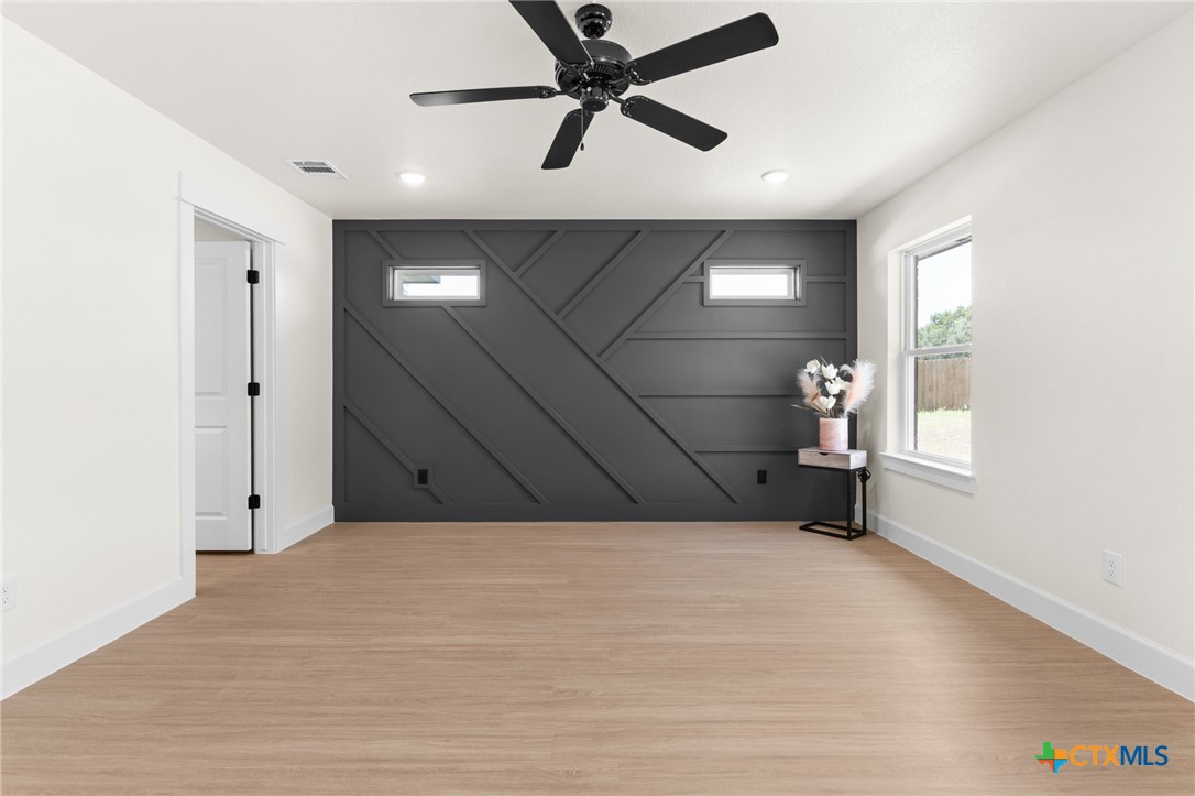 3025 Millhouse Road Copperas Cove, TX 76522 - Photo 15 of 43 a view of an empty room with a window