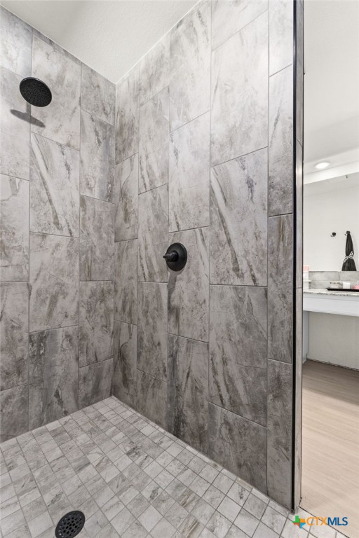 3025 Millhouse Road Copperas Cove, TX 76522 - Photo 20 of 43 a bathroom with a shower