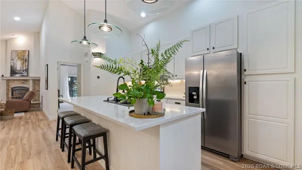 $429,000 | 306 Green Trails Court, Camdenton, MO 65020