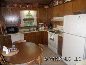 420 Laurel Ridge North Maggie Valley, NC 28751 - Photo 4 of 20 Gallery Image 4