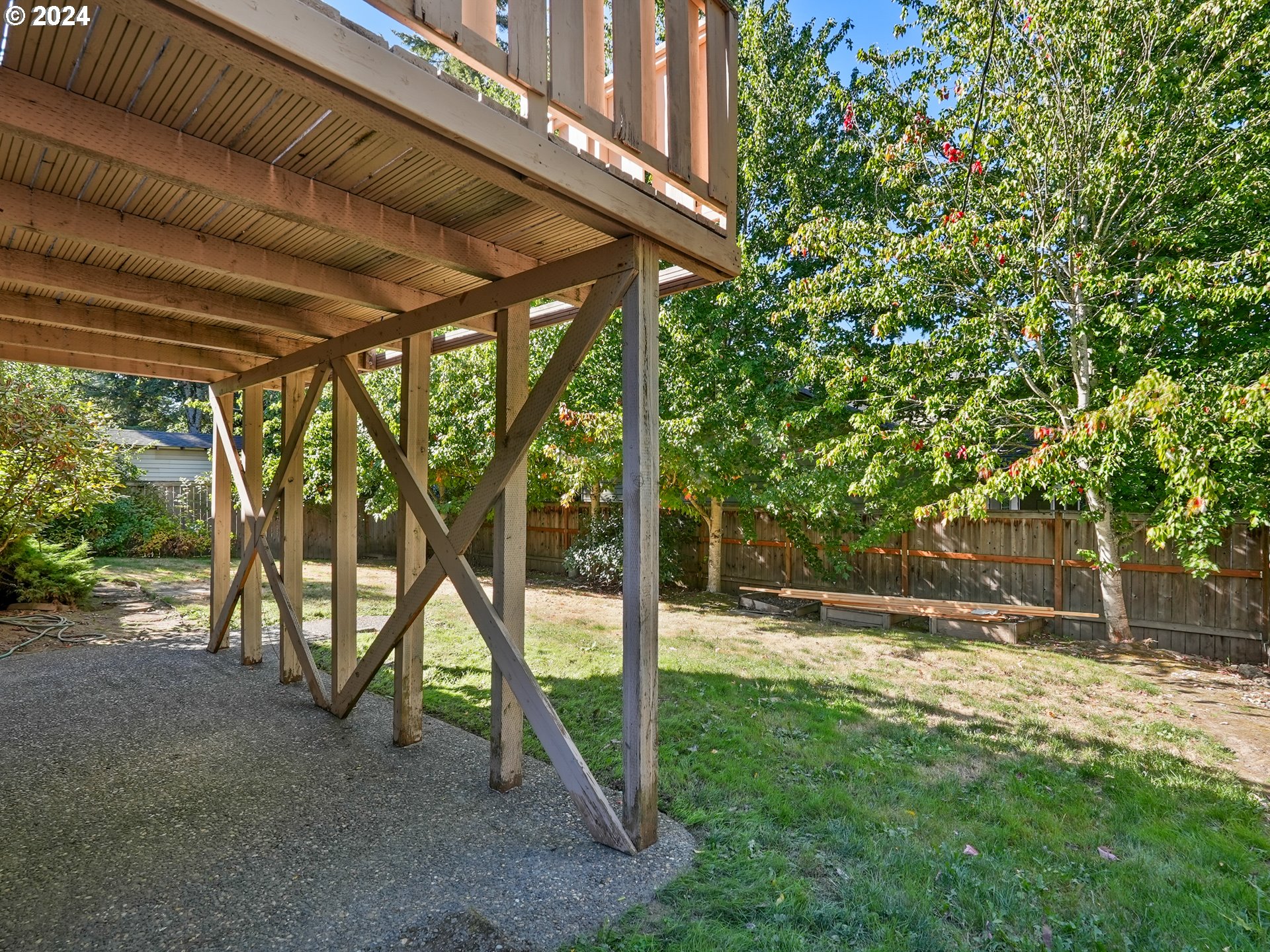 5525 Southwest Florida Street Portland, OR 97219 - Photo 42 of 44 a view of outdoor space