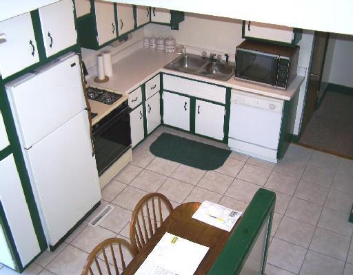 218 Neely School Road Wexford, PA 15090 - Photo 5 of 8 Kitchen.