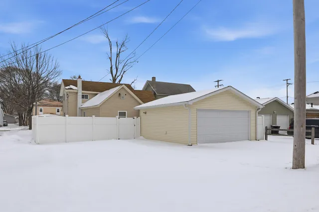 $249,900 | 117 North 3rd Avenue, Big Rapids, MI 49307