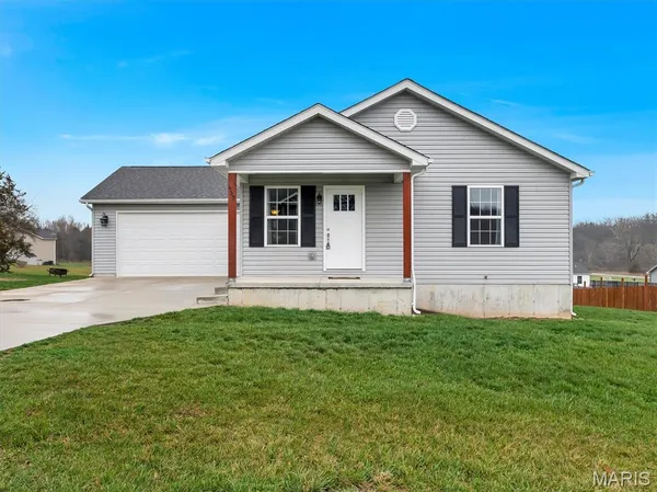 $269,900 | 455 Calvey View, Robertsville, MO 63072