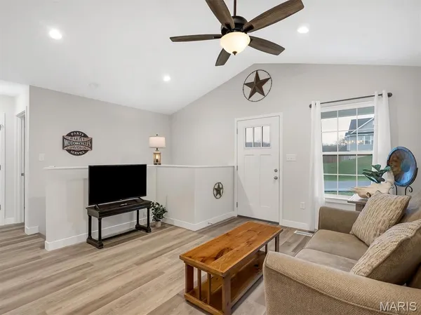 $265,000 | 455 Calvey View, Robertsville, MO 63072