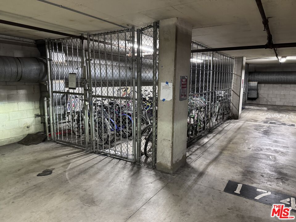 8640 Gulana Avenue, Unit K1020 Playa del Rey, CA 90293 - Photo 26 of 35 a view of water heater room