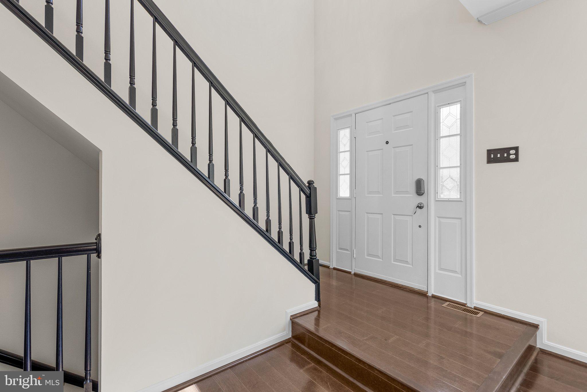 12925 Summit Ridge Terrace Germantown, MD 20874 - Photo 3 of 49 Gallery Image 3