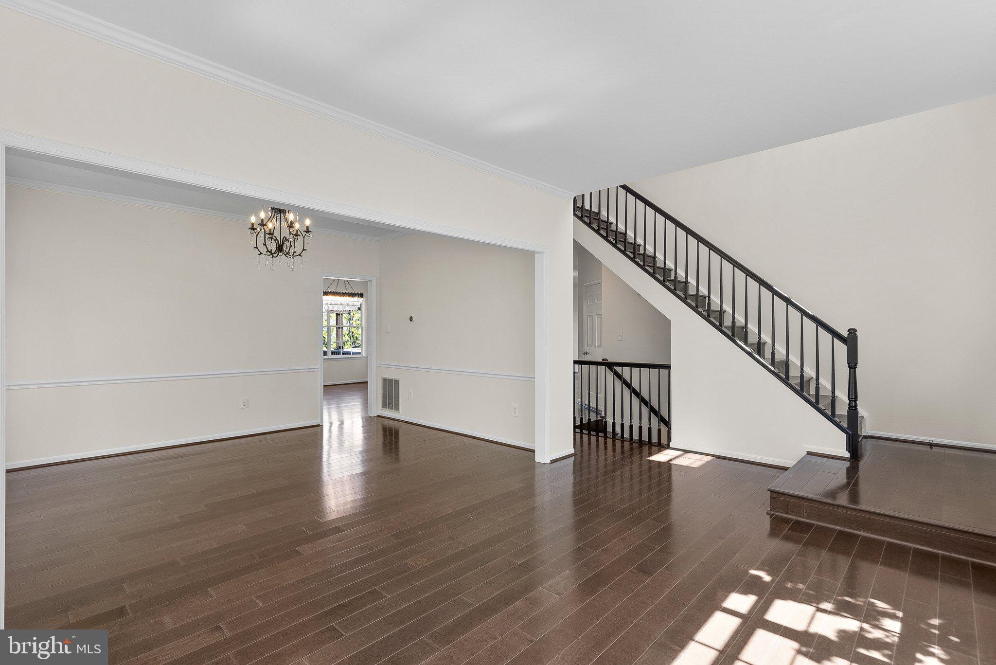 12925 Summit Ridge Terrace Germantown, MD 20874 - Photo 5 of 49 Gallery Image 5