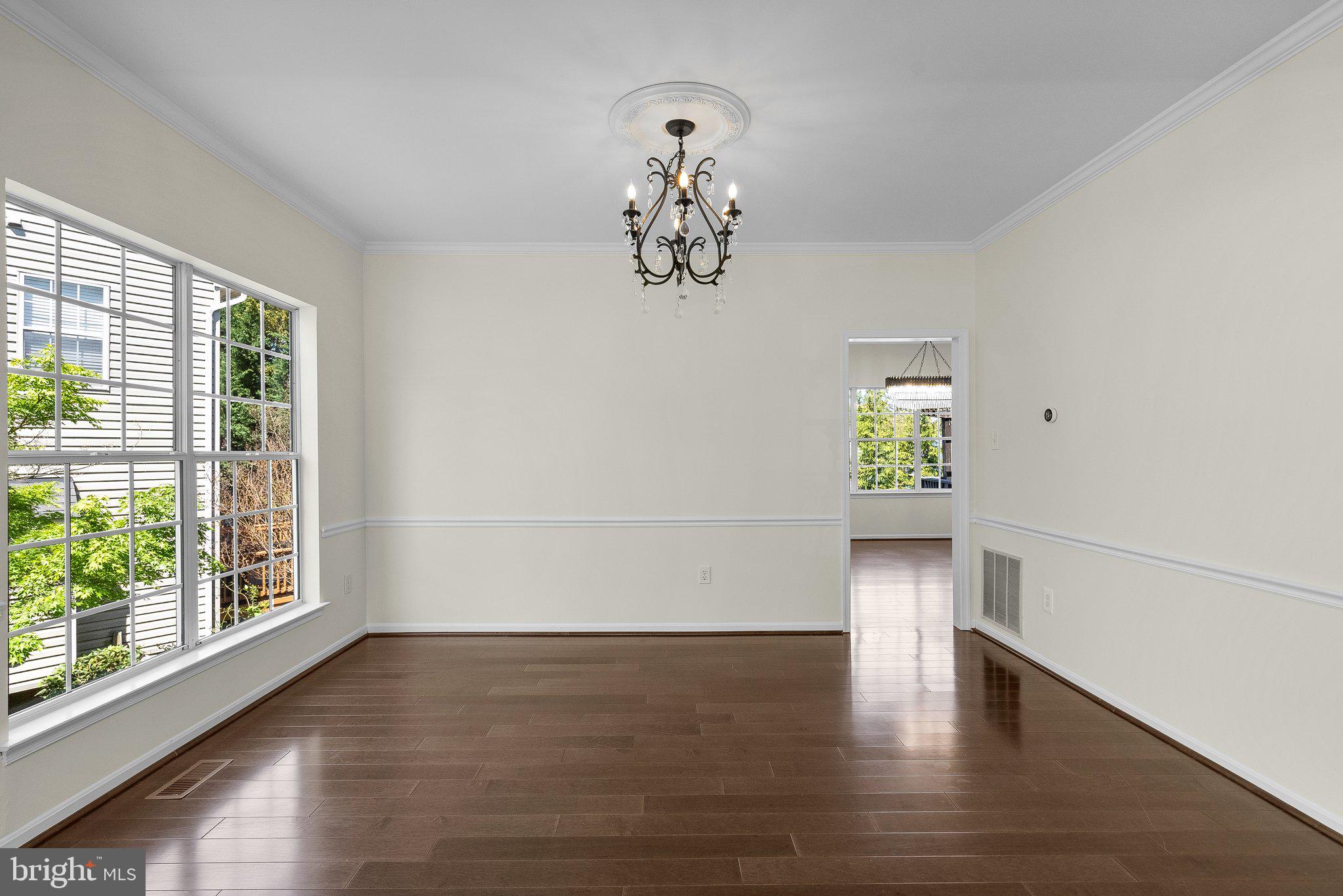 12925 Summit Ridge Terrace Germantown, MD 20874 - Photo 7 of 49 Gallery Image 7