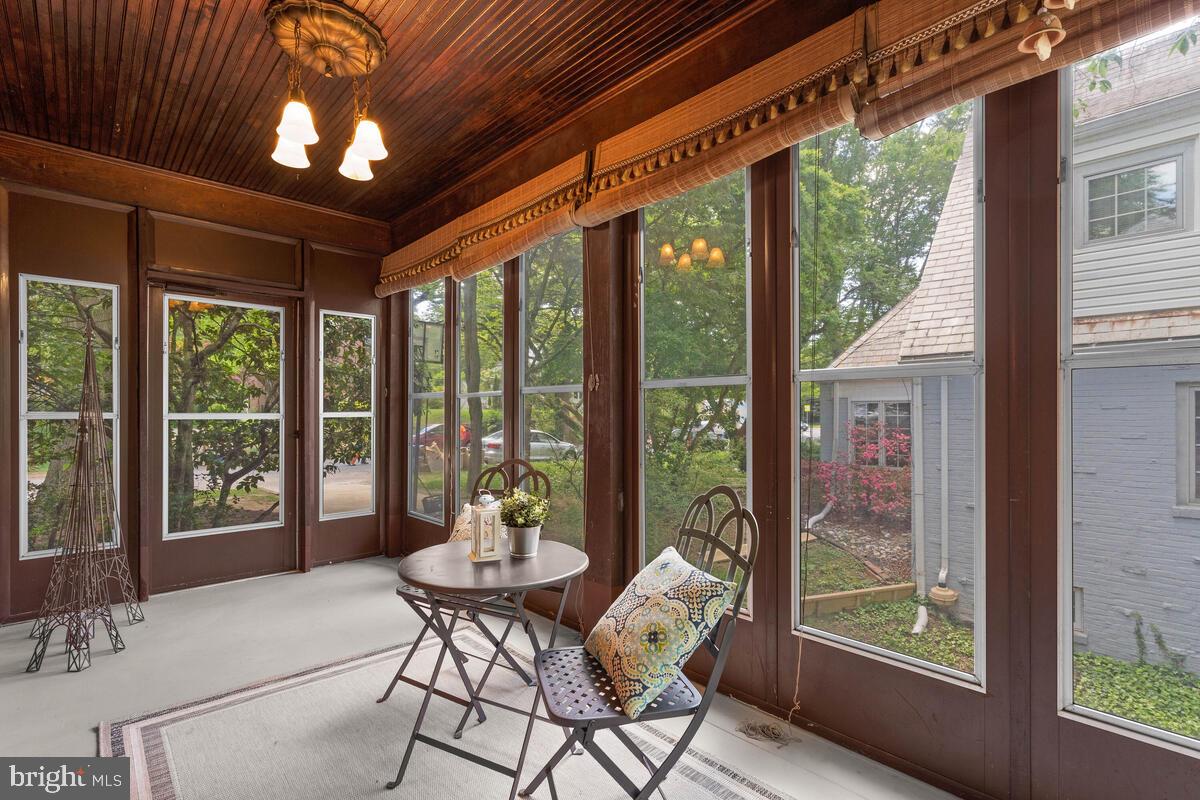 427 Pershing Drive Silver Spring, MD 20910 - Photo 12 of 47 Gallery Image 12