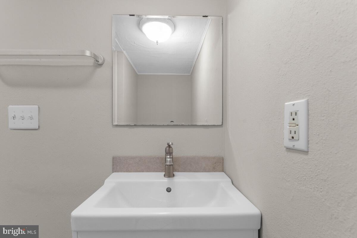 427 Pershing Drive Silver Spring, MD 20910 - Photo 38 of 47 Gallery Image 38