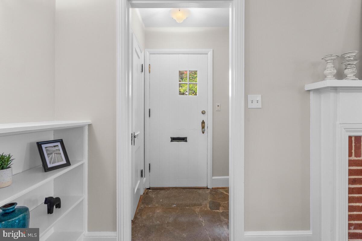 427 Pershing Drive Silver Spring, MD 20910 - Photo 5 of 47 Gallery Image 5