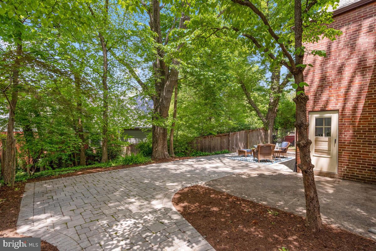 427 Pershing Drive Silver Spring, MD 20910 - Photo 41 of 47 Gallery Image 41