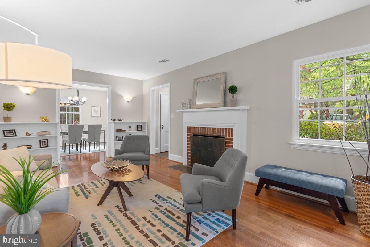 427 Pershing Drive Silver Spring, MD 20910 - Photo 7 of 47 Gallery Image 7