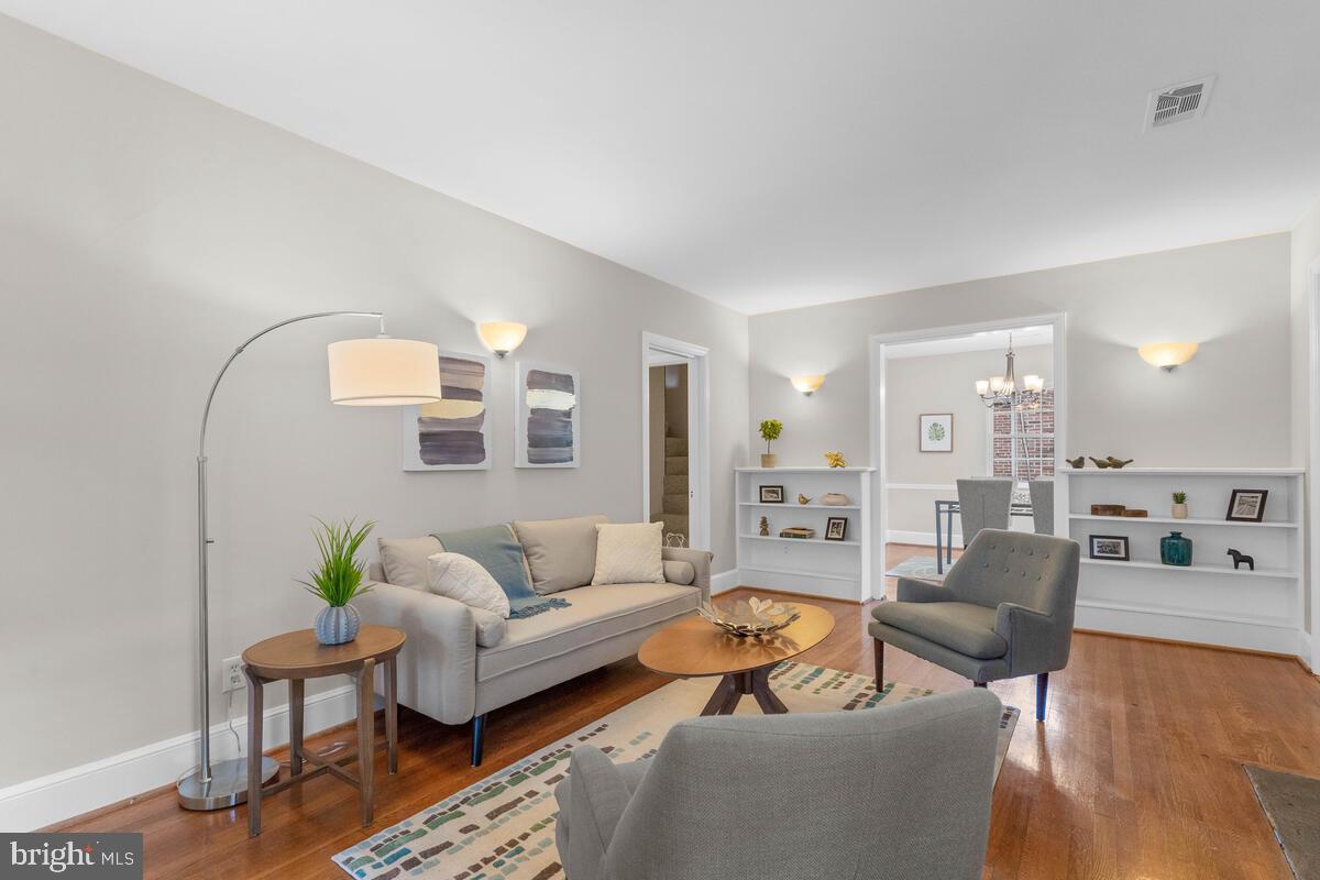 427 Pershing Drive Silver Spring, MD 20910 - Photo 8 of 47 Gallery Image 8