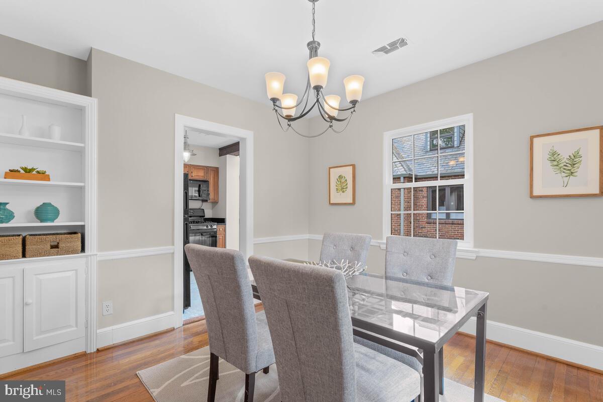 427 Pershing Drive Silver Spring, MD 20910 - Photo 10 of 47 Gallery Image 10