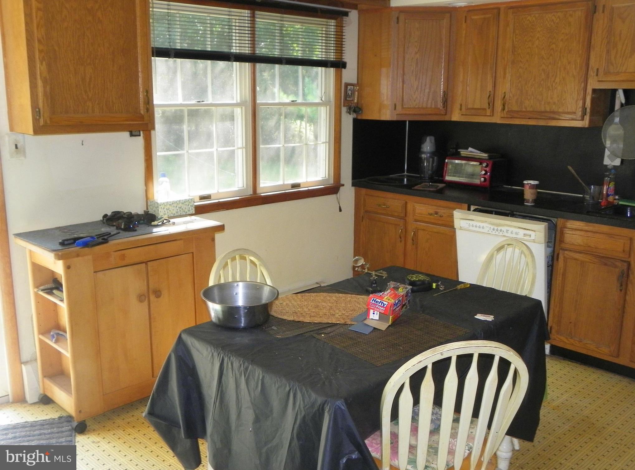 1560 County Line Road Bechtelsville, PA 19505 - Photo 24 of 37 Kitchen