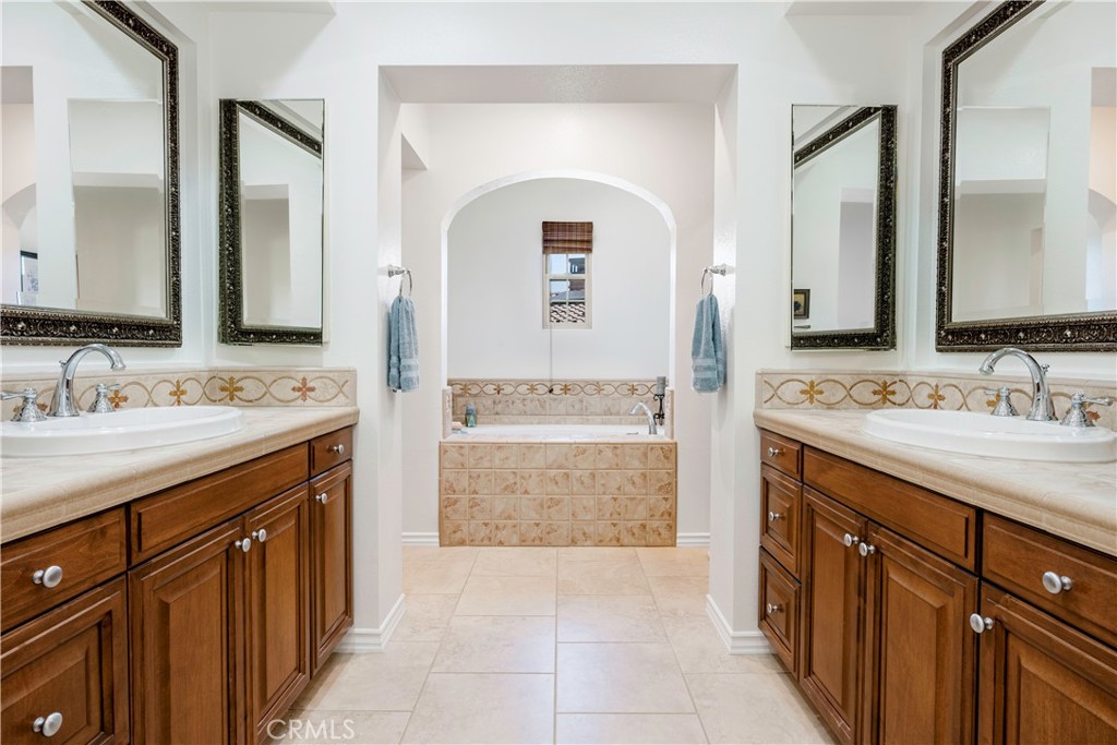 15 Tuscany Ladera Ranch, CA 92694 - Photo 29 of 42