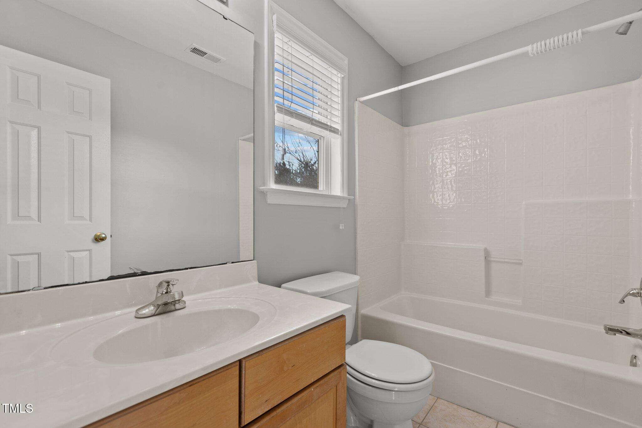 10412 Neland Street Raleigh, NC 27614 - Photo 27 of 31 39-web-or-mls-IMGL9648
