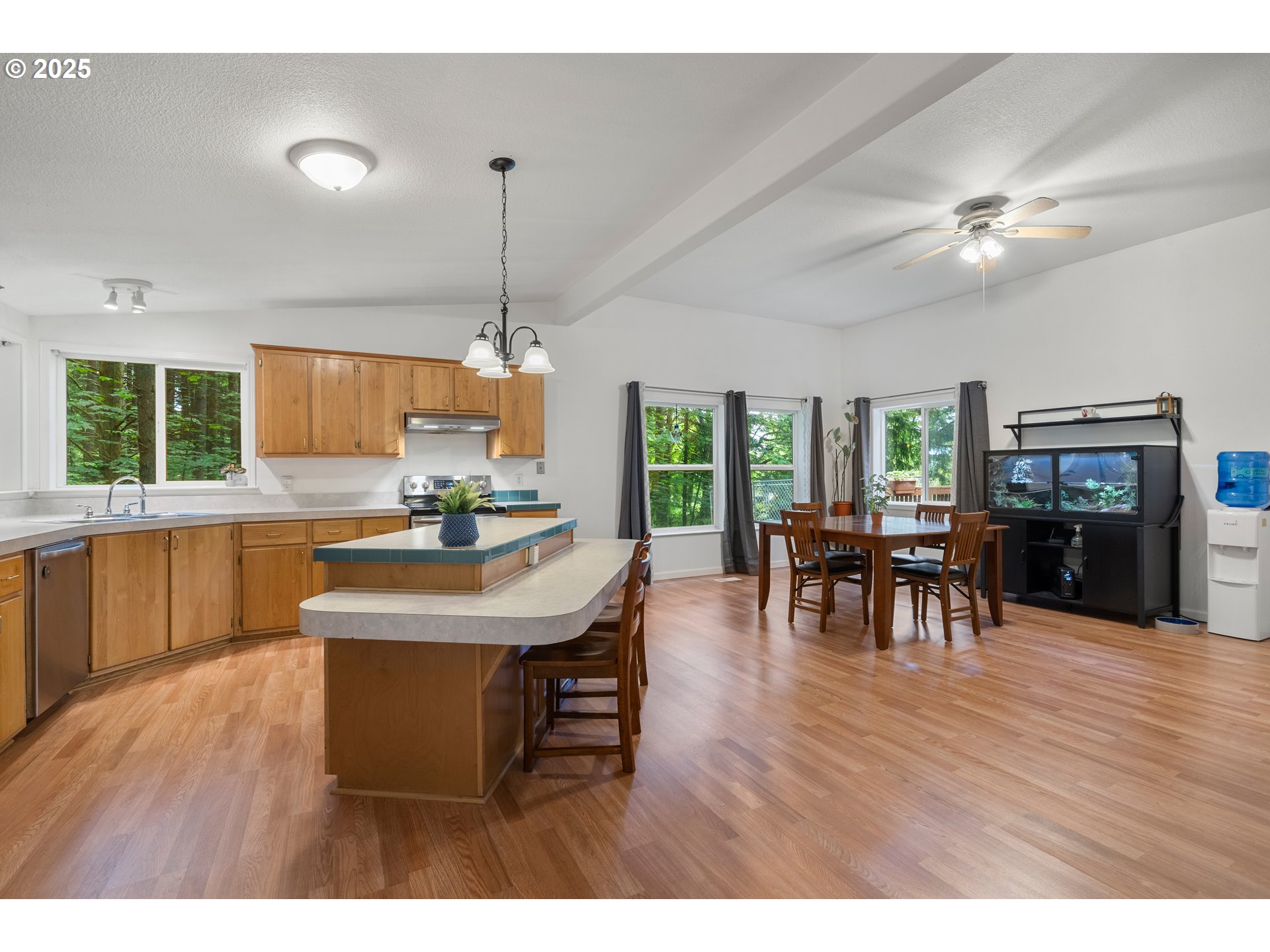 439 Chamberlain Road Falls City, OR 97344 - Photo 15 of 37 Gallery Image 15