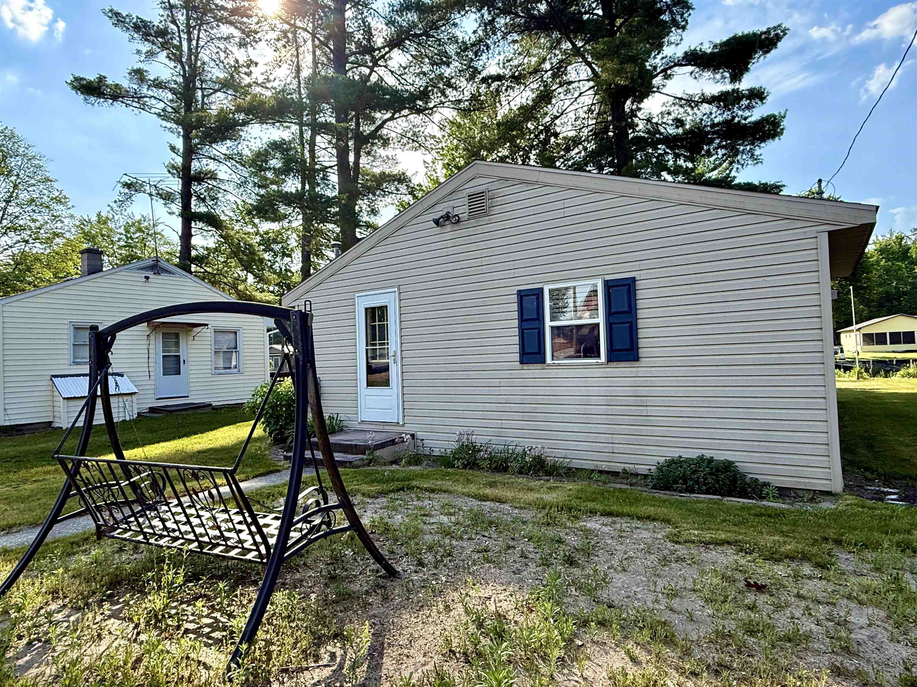 3216 Elnor Drive Gladwin, MI 48624 - Photo 5 of 48