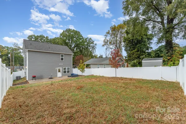 $400,000 | 2513 Pruitt Street, Charlotte, NC 28208