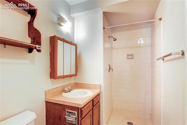 1930 Doherty Road Colorado Springs, CO 80916 - Photo 24 of 31