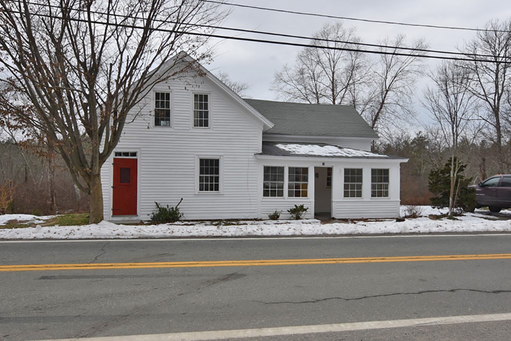 55 Hopkins Hollow Road Coventry, RI 02827 - Photo 2 of 17