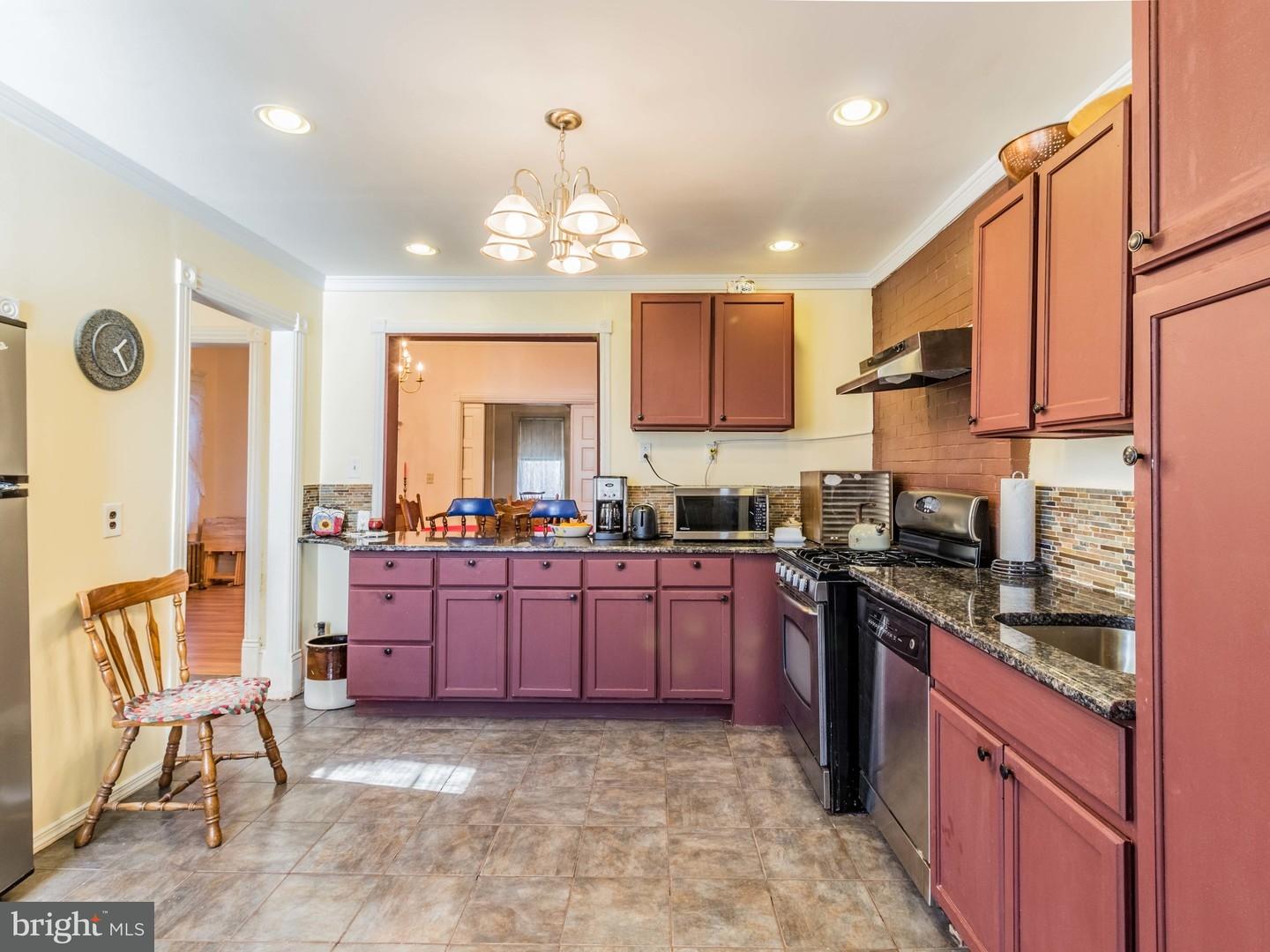 12 6th Avenue Roebling, NJ 08554 - Photo 7 of 25 Kitchen