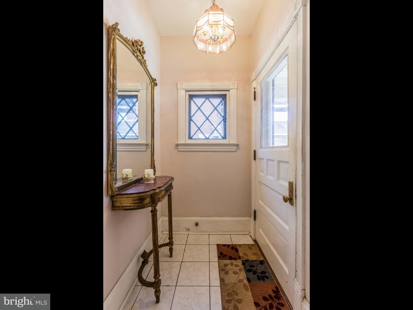 12 6th Avenue Roebling, NJ 08554 - Photo 9 of 25 Foyer