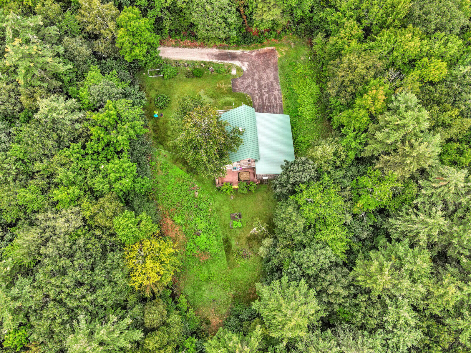 556 Pownal Road Auburn, ME 04210 - Photo 23 of 40 29_dji_fly_20230913_104108_DxO_mls