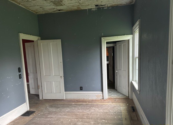 6802 North Quarry Road Warren, IL 61087 - Photo 9 of 21 a view of an empty room