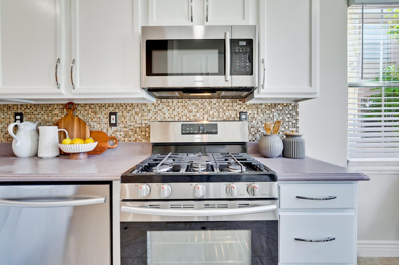 142 Pacchetti Way Mountain View, CA 94040 - Photo 19 of 50