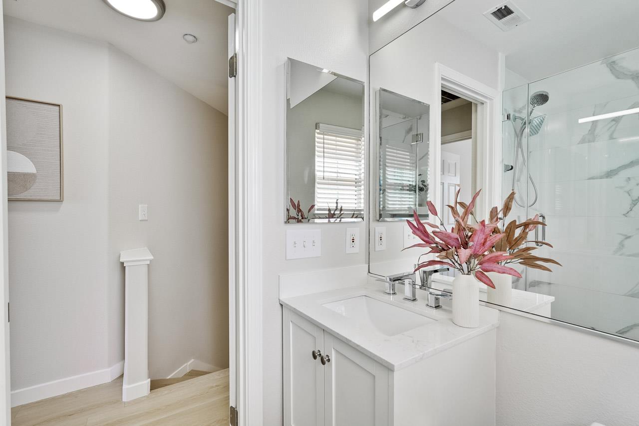142 Pacchetti Way Mountain View, CA 94040 - Photo 38 of 50
