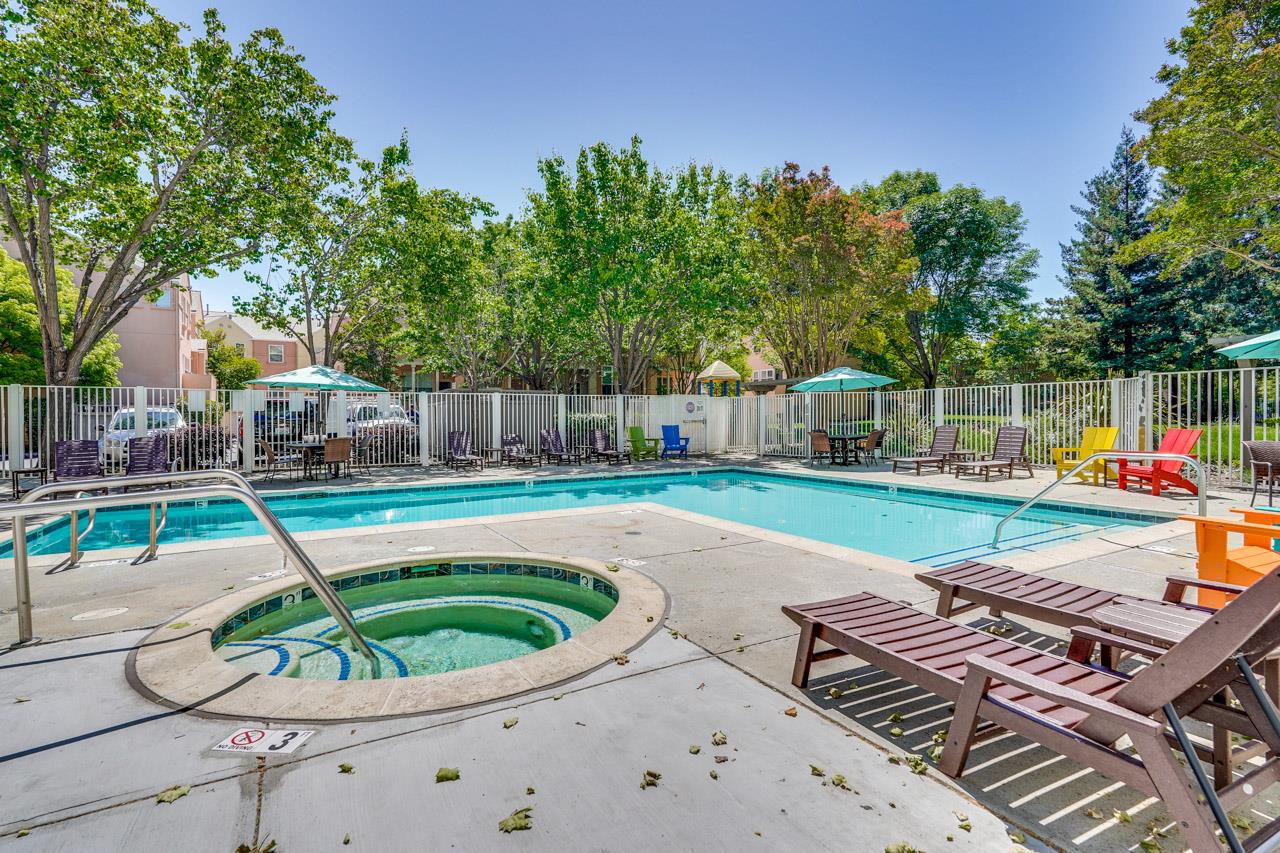 142 Pacchetti Way Mountain View, CA 94040 - Photo 48 of 50